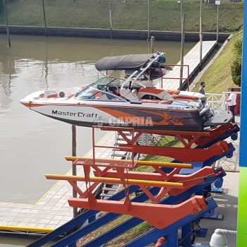 Frontal Launcher for boats upto 3 ton/26 ft