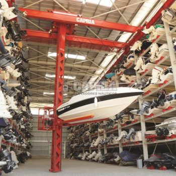 Top running Stacker Crane for boats upto 2 ton/21 ft