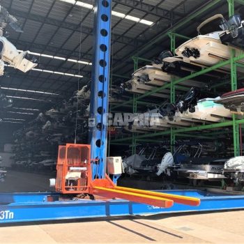 Grúa Náutica por piso para embarcaciones hasta 3 ton/26 pies